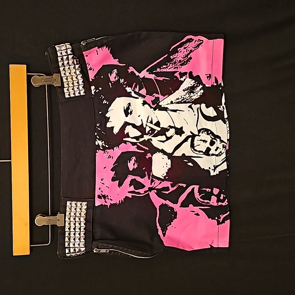 Hell Bunny Mini - image 1